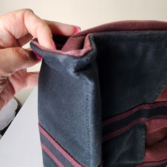 Hermes MM Fourre Canvas Tote Navy Blue and Burgundy Silver Hardware - Picture 9 of 16